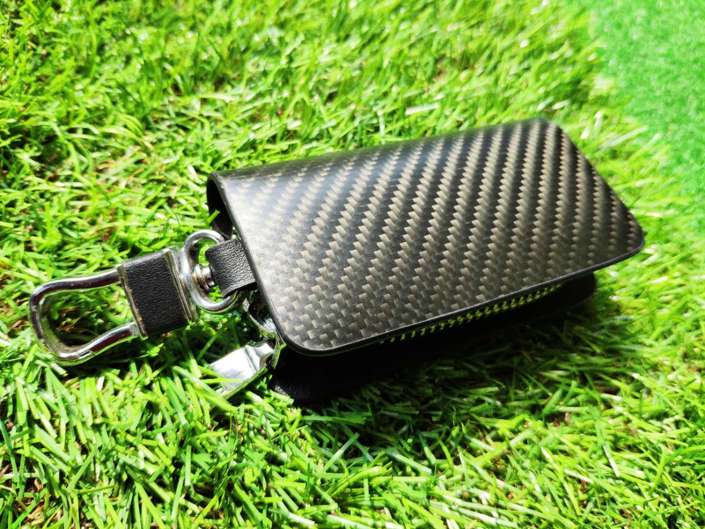 ნახშირბადის ბოჭკოვანი საფულე